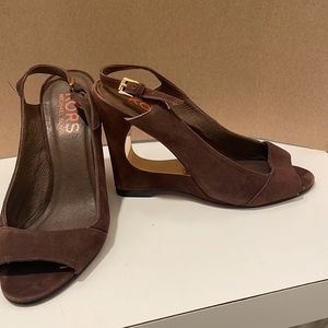 Leather shoe
